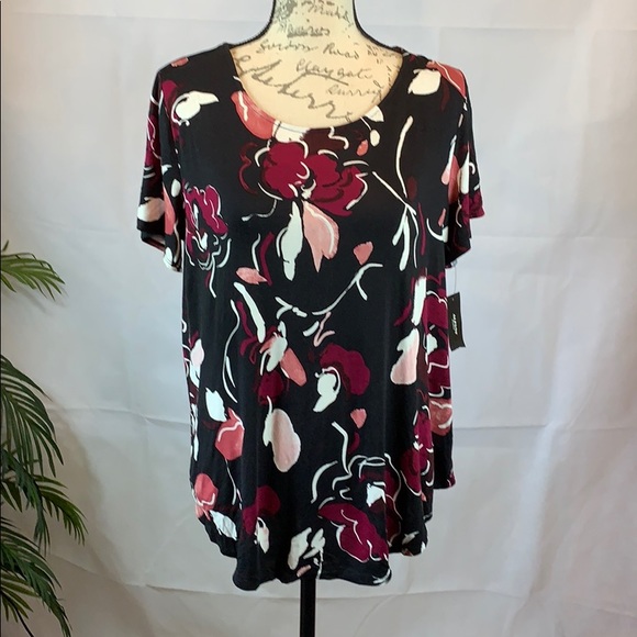 Alfani Tops - Alfani Floral top